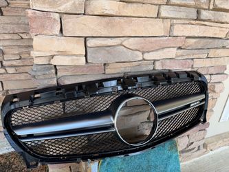 MERCEDES-BENZ CLA AMG GRILL OEM 14-19