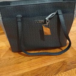 Brand new with tag black Guess purse/bag