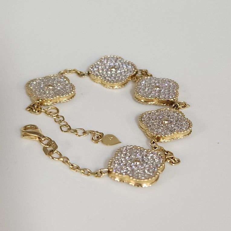 Fashion 14k Gold And Zirconia Solid Flower Clover Bracelet 7.5”