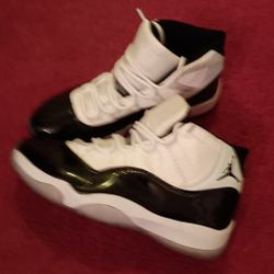 Jordan 11s Retro 