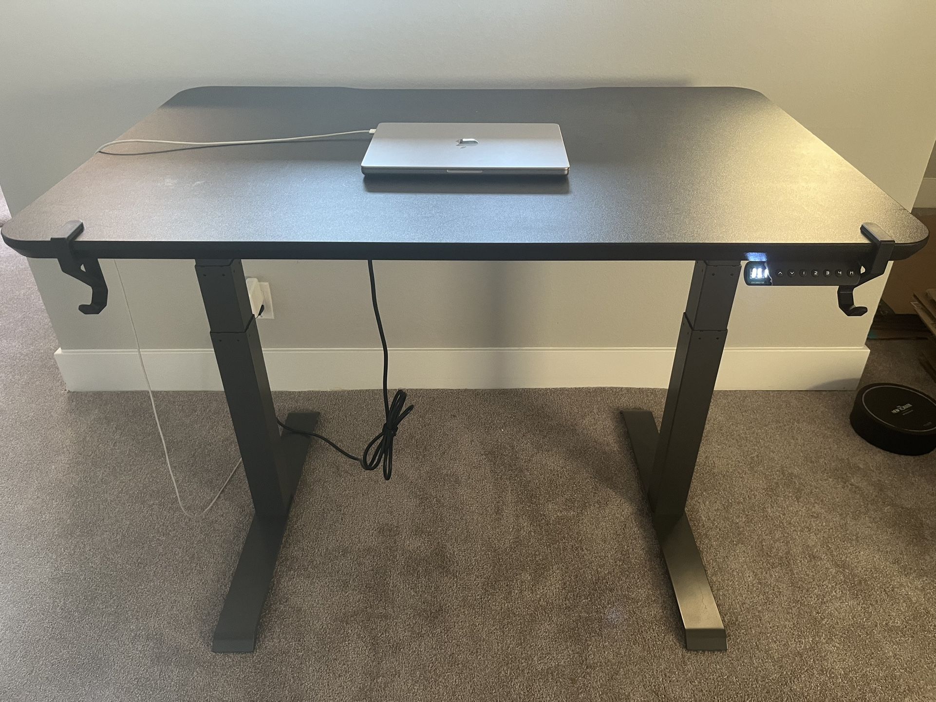 Standing Desk (Vari)