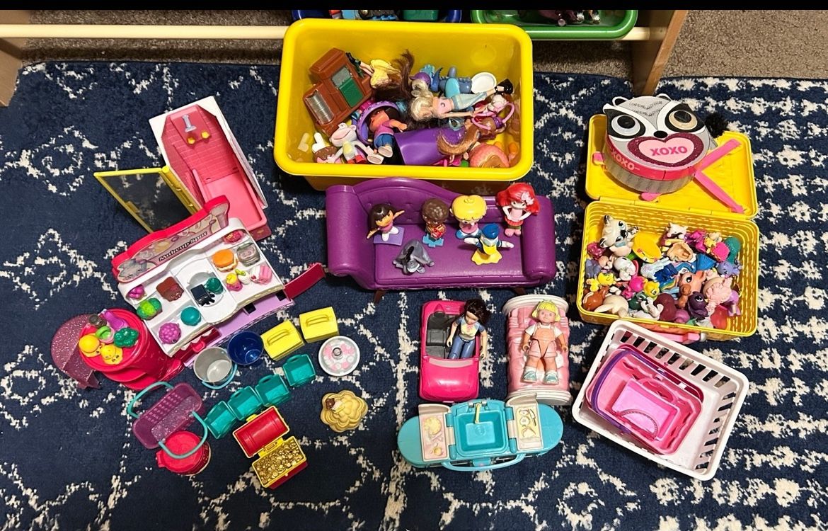 Girls toy lot