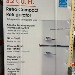 Magic Chef Refrigerator Brand New