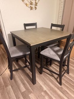 Counter Height Dining Table Set with 4 Chairs