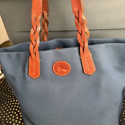 Dooney & Bourke Tote