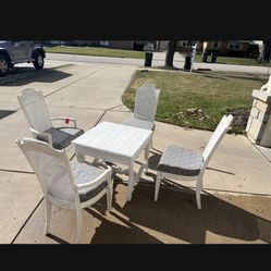 Chairs (4) & a Table - Antiqued
