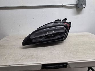 Left headlight porsche tycan 2025 2026