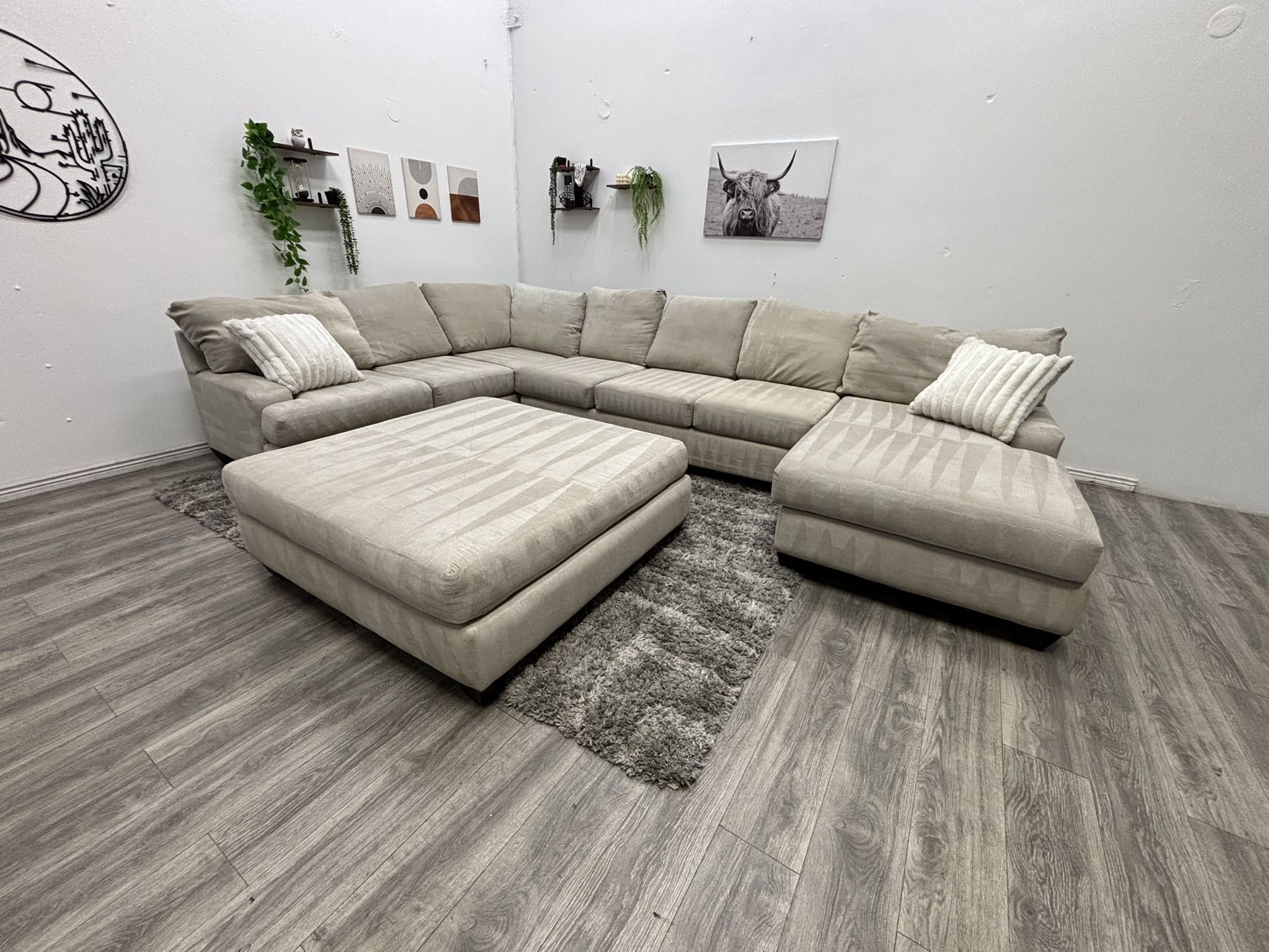 Cream Sectional Couch - Free Delivery