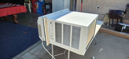 LG Duel Inverter WiFi w/remote 14,000Btu
