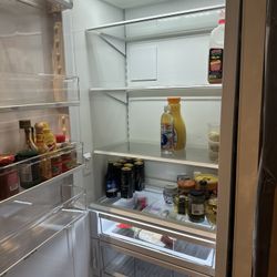 SubZero 30” Column Fridge - Only A Year Old