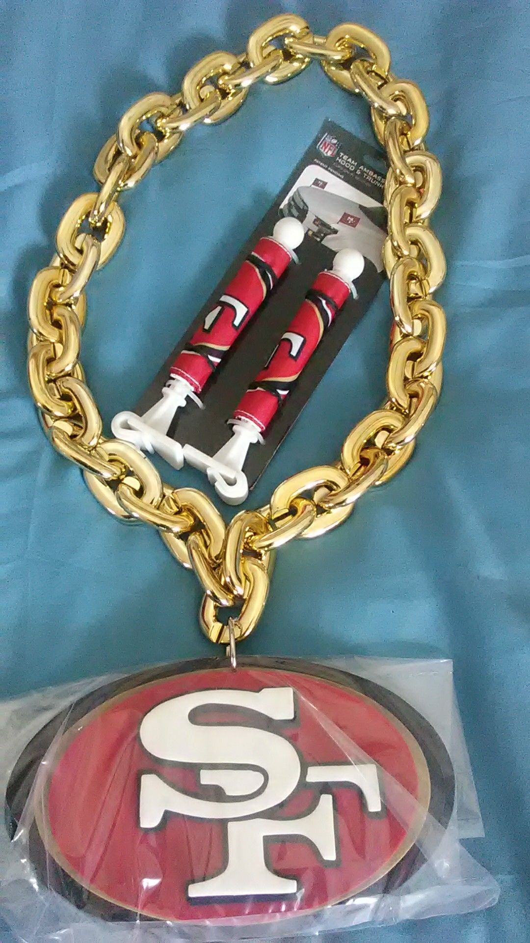 NFL San Francisco 49ers 3D Fan Chain Necklace Foam (Gold Chain)