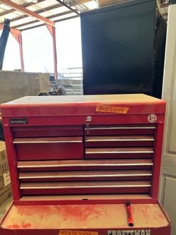 International 8 drawer Tool Chest, tool box