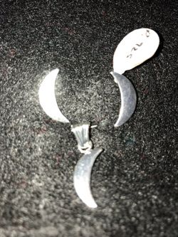 Little Moon 🌙 earring and pendant set