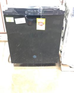 Brand New GE Dishwasher (Model:GDF510PGMBB) SE