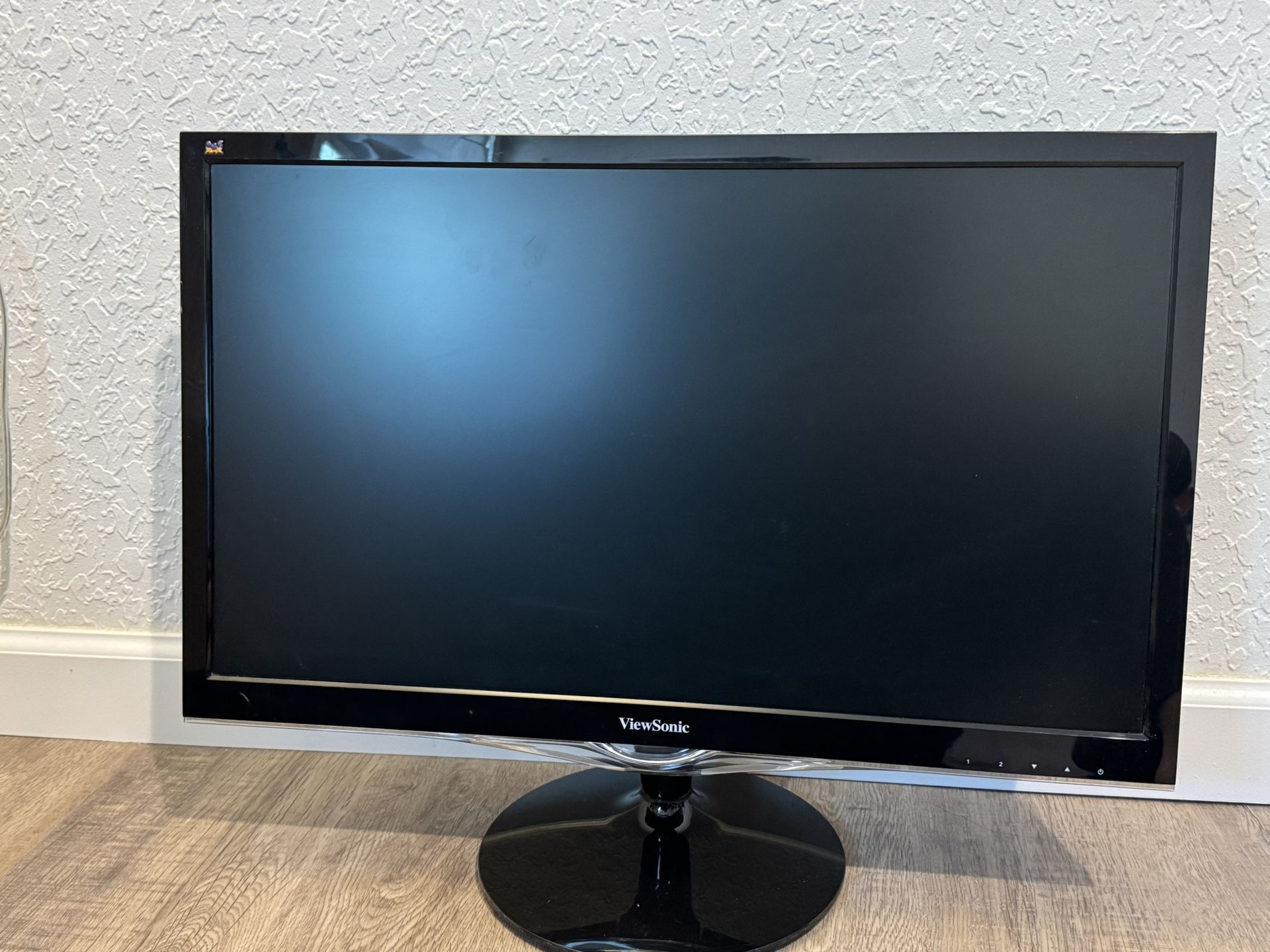 24" 1080p 2ms Monitor with HDMI, VGA and DVI | VX2452MH