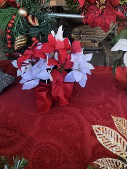 White Poinsettia’s Decoration