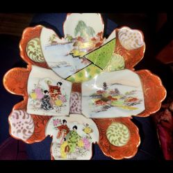 Vintage-antique Hand Painted Japanese Scalloped Bowl