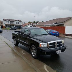 2008 Dodge Dakota