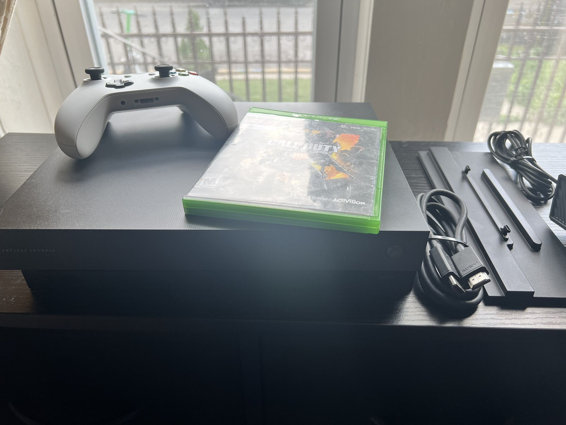 Xbox One X Limited edition Project scorpio Edition 
