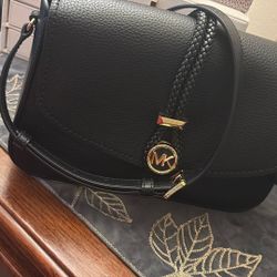 Mk Bag Like New