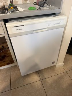 Amana Built-In Dishwasher White
