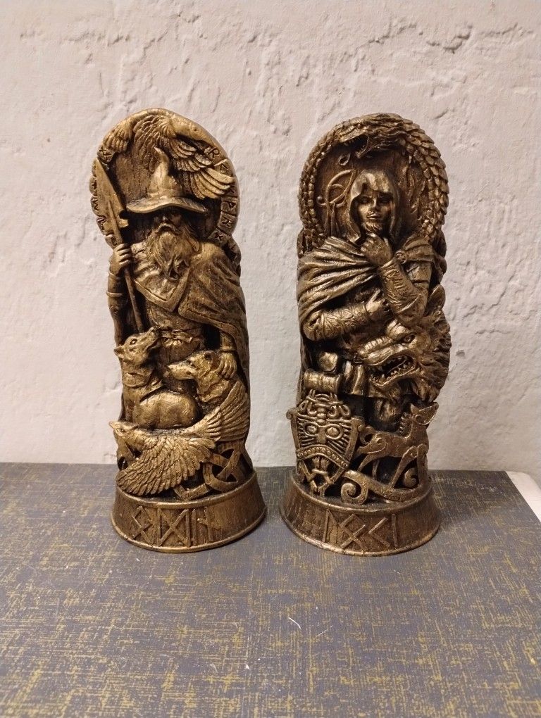 Mythology Statue Decor