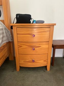 Bedside table