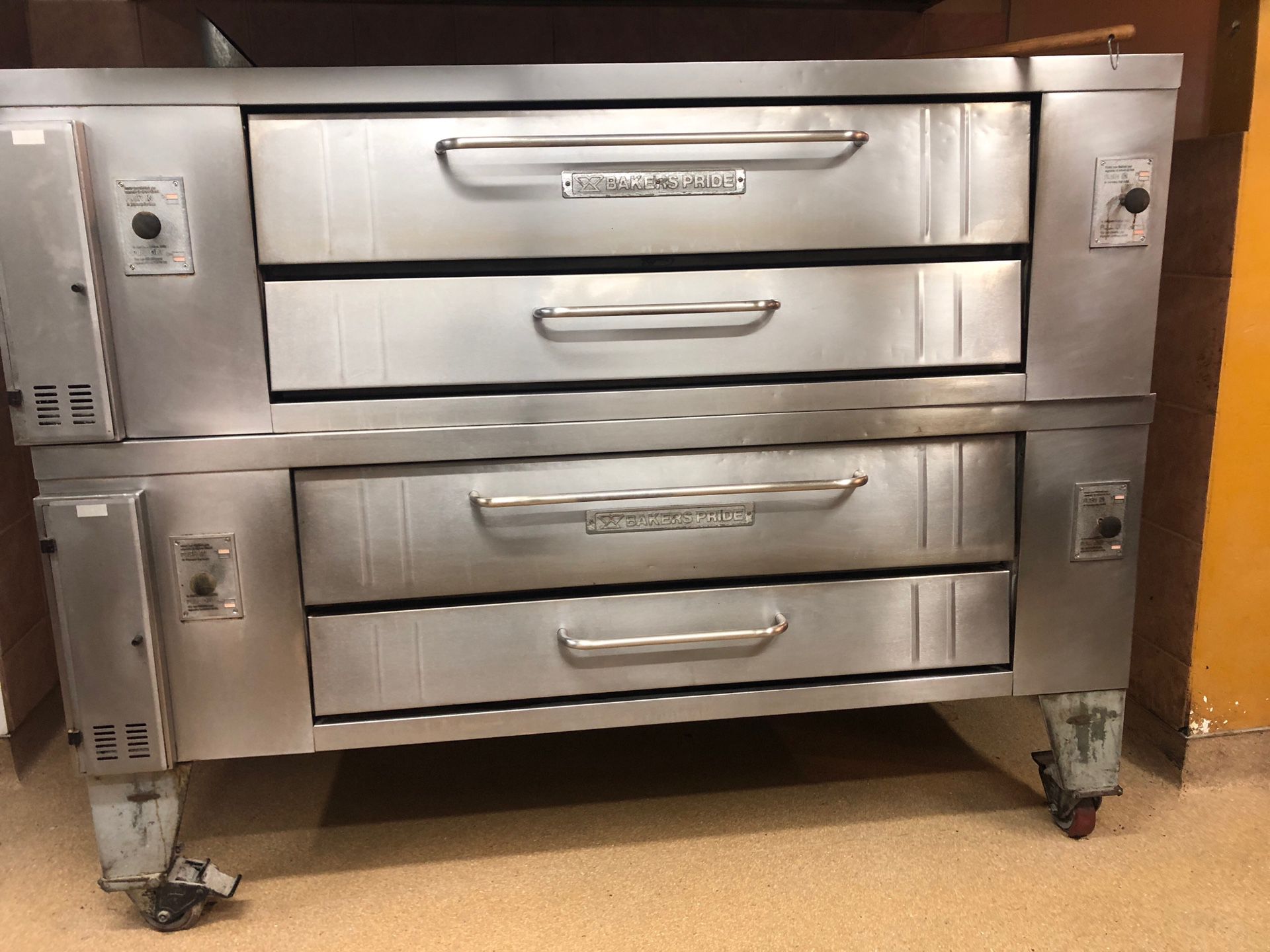Bakers Pride commercial pizza ovens