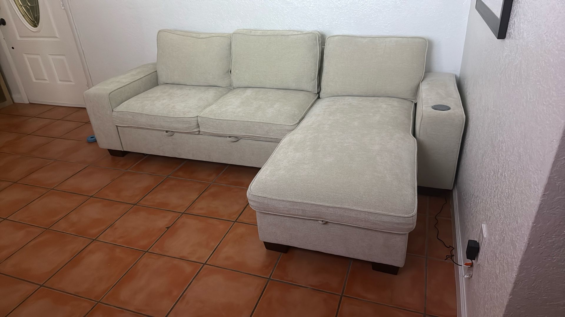 NEW Couch / Sectional / Sleeper Sofa