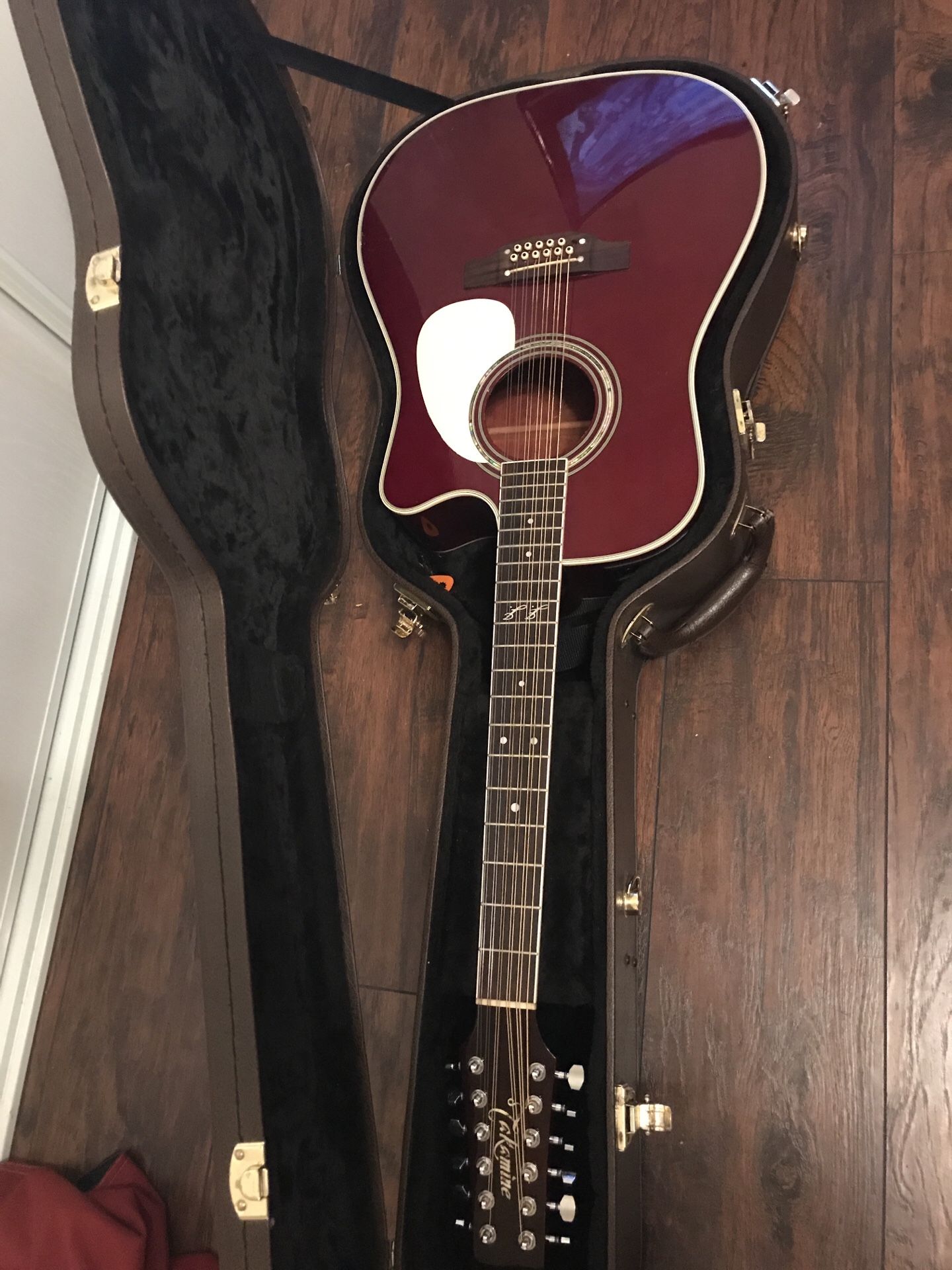 Takamine JJ 12 string guitar acoustic electric requinto JJ325SRC12