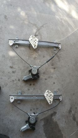 Acura tl 05 Windows glass driver side front and rear also moters trimm and mis