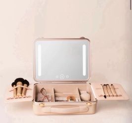 LED Beauty Organizer