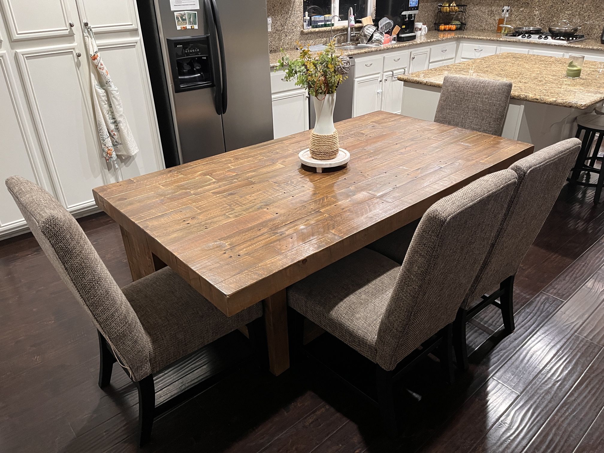 Ashley Sommerford Dining Set Furniture