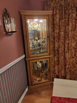 Lighted Corner Cabinet