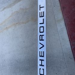Chevrolet Emblem.
