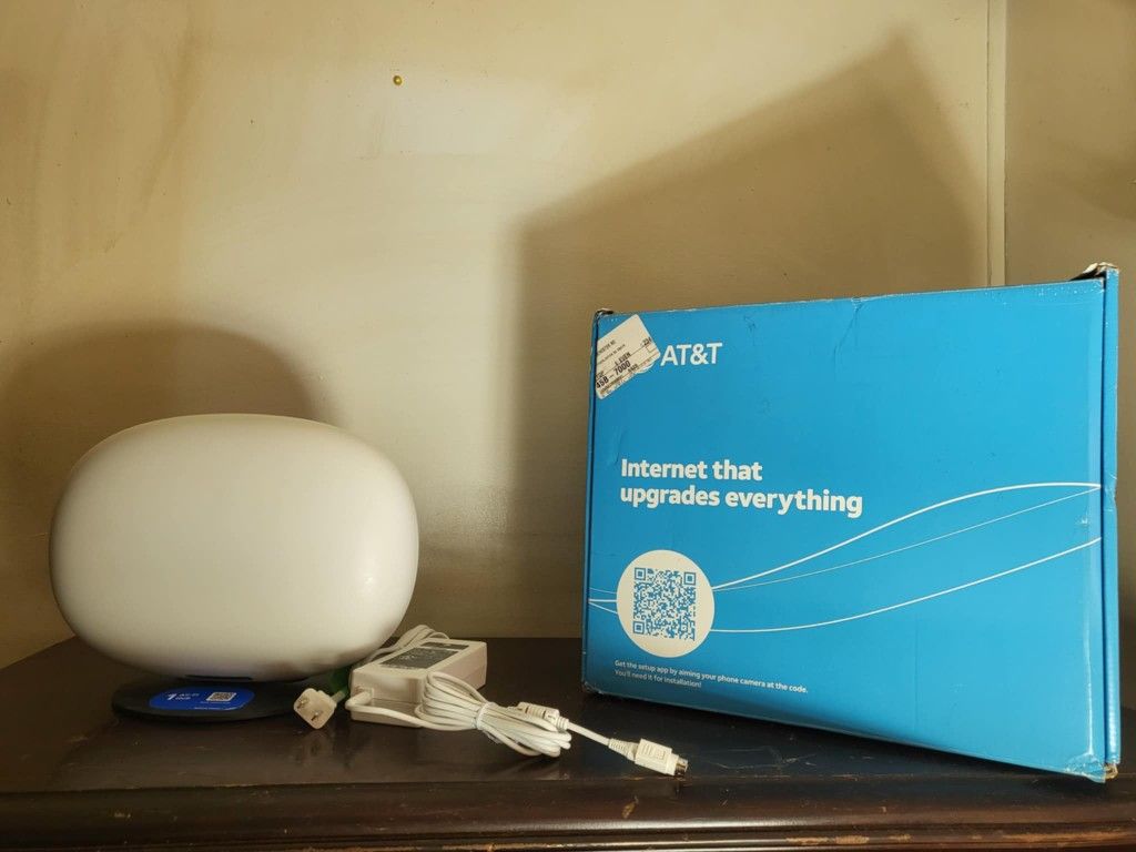 AT& T INTERNET HUB