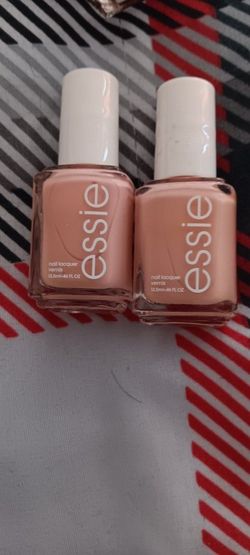 4 Essie Nail Polish 💅