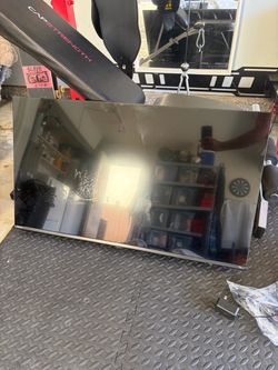 Hisense 43’  Smart TV