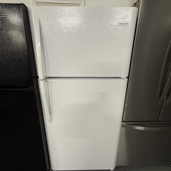 Frigidaire Refrigerator “29 ( Refrigeradores )