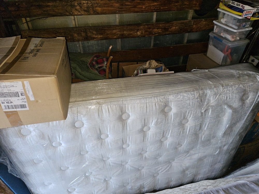 Double Bed Box spring and Matress 74 X 52