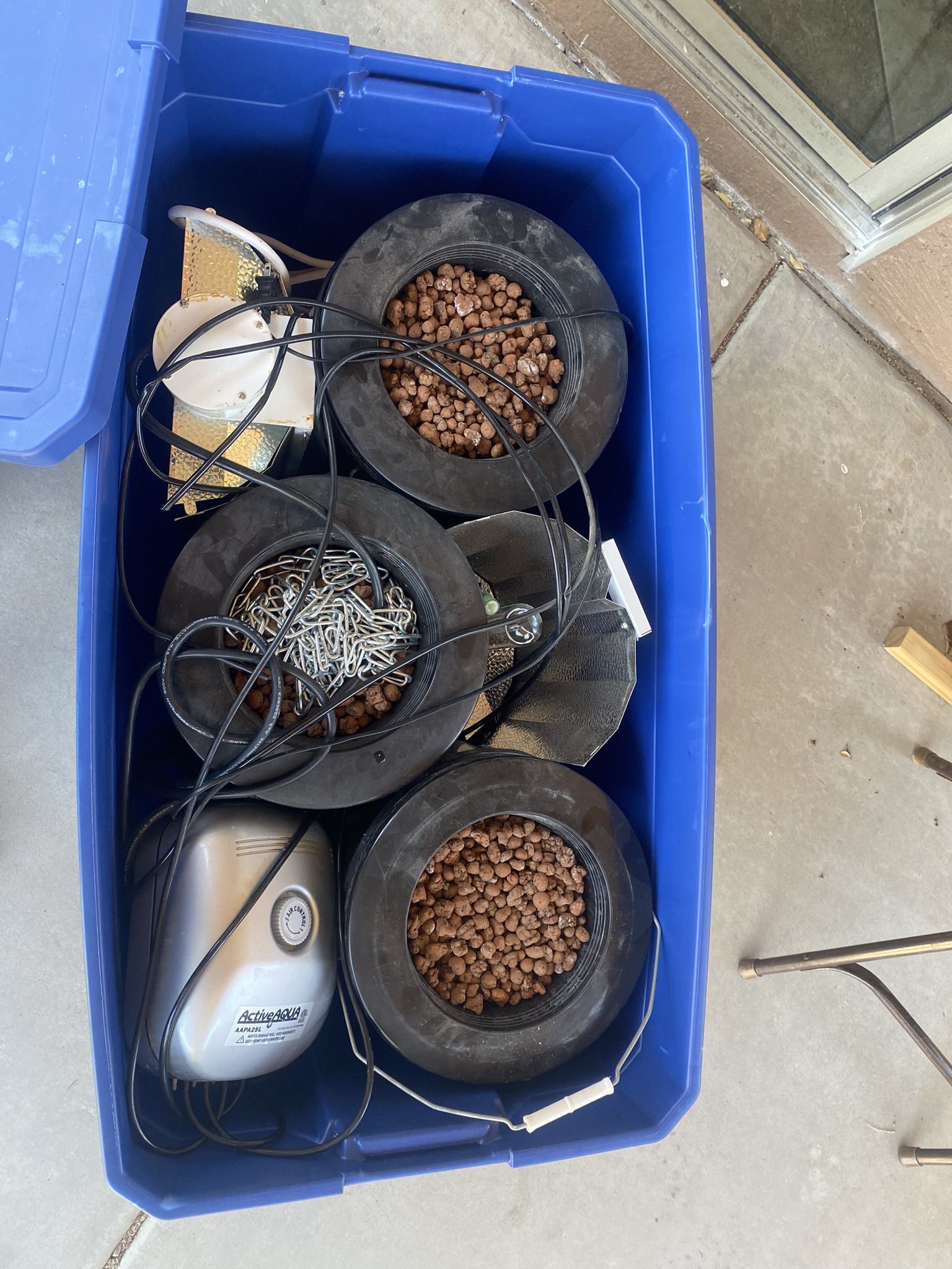 Hydroponic Equipment