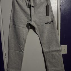 Essentials Hoodies and sweats 