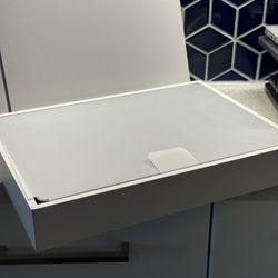 2025 Apple MacBook Air 13” M4 16GB Ram. Finance Available! 