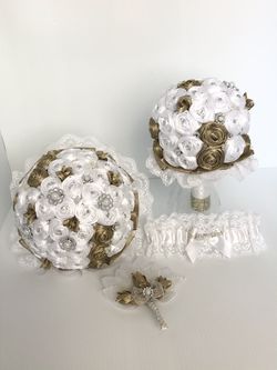 Wedding Bouquet/Boutonniere/Bride's Garter/Throw Bouquet/Bridesmaids/Quinciañeras/Ramo De Novia/Ramo Para Lanzar/ Flor en el ojal/Wedding***SET OF 4