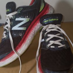 New Balance MENS Size 11 Fresh Foam 1080