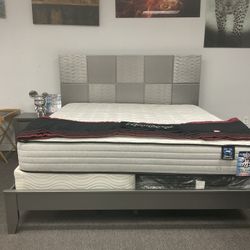 FURNITURE HUGE BLOWOUT SALE (modern 5pc bedroom set) available in king and full size 40% OFF