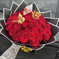 50 Rose Bouquets 