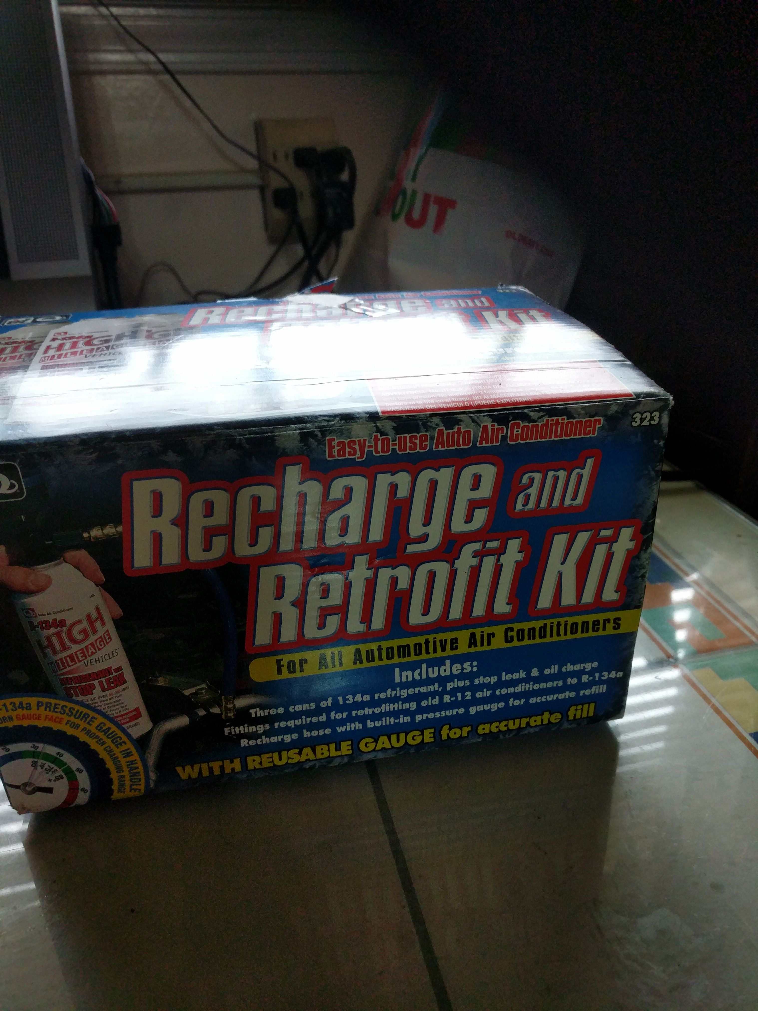 Car air conditioner recharge kit
