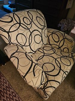 Upholstered Accent Chair with Circle Pattern