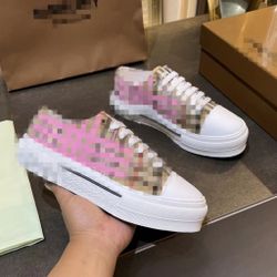 Burberry Shoes (Pink)